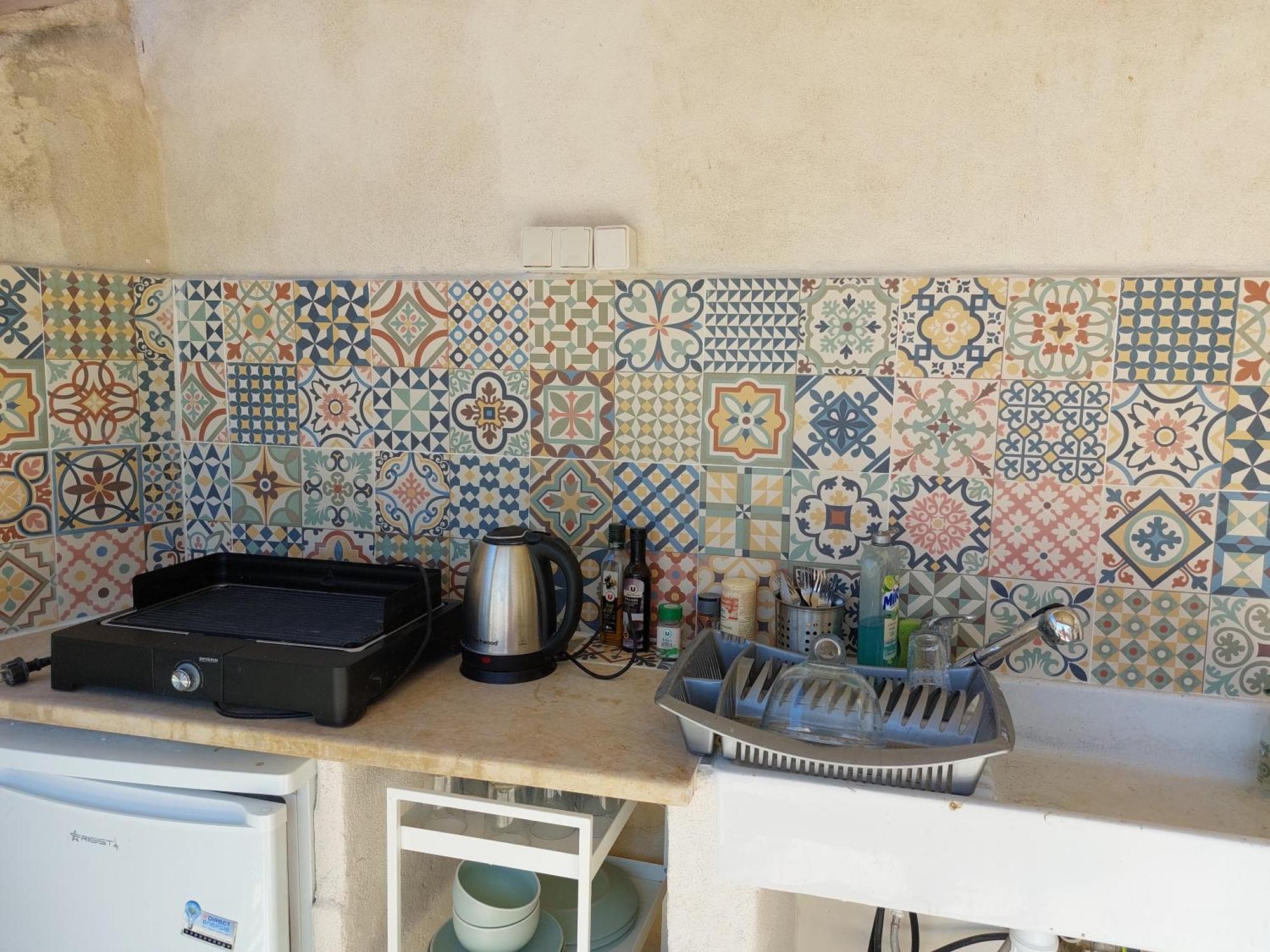 Maison Intra Muros, Terrasses Avec Vue Jaccuzzi Et Garage أفينيون الغرفة الصورة