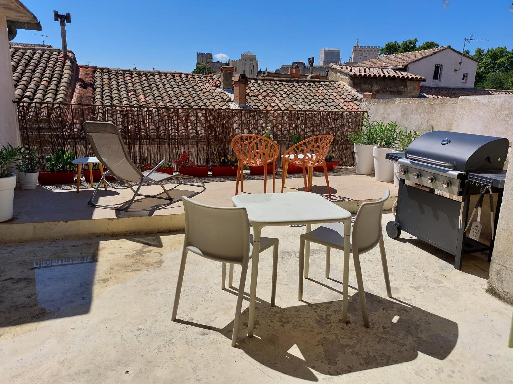 Maison Intra Muros, Terrasses Avec Vue Jaccuzzi Et Garage أفينيون الغرفة الصورة